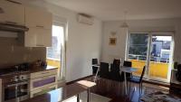 Kuchyňa alebo kuchynka v ubytovaní Apartman Maksimir Lux Zagreb-145m2