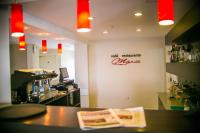 Et logo, certifikat, skilt eller en pris der bliver vist frem på Amérian Villa Maria