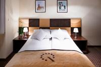 Posteľ alebo postele v izbe v ubytovaní Boutique Hotel's Bytom