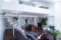 Posedenie v ubytovaní Industia Loft Apartment