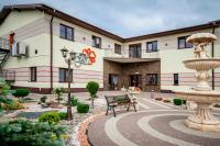 Budynek, w którym mieści się hotel