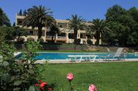 Bazén v ubytovaní Fiori Hotel alebo v jeho blízkosti