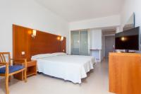 TV a/nebo společenská místnost v ubytování Hotel Ibiza Playa