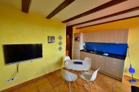 TV a/nebo společenská místnost v ubytování Maddiola Apartment