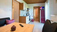 Kuchyňa alebo kuchynka v ubytovaní Apartments Presslauer - Mori