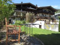 Budynek, w którym mieści się apartament