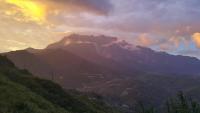 ホテルから撮影された、または一般的な山の景色