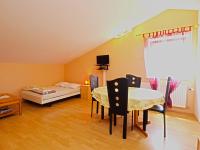 Postel nebo postele na pokoji v ubytování Apartments Denis 19