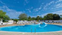 Bazén v ubytování The Victoria Hotel & Source Spa nebo v jeho okolí