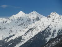A general mountain view or a mountain view taken from Az apartmant