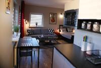 Kuchnia lub aneks kuchenny w obiekcie Friendly Apartments - Krakow