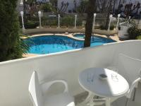 Bazén v ubytovaní Anacasa Oasis Beach II Marineta AP2116 alebo v jeho blízkosti