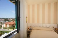 A balcony or terrace at Hotel Gemma Del Mare