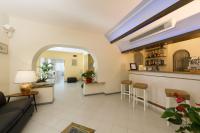 A seating area at Hotel Gemma Del Mare
