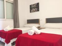 Posteľ alebo postele v izbe v ubytovaní Anacasa Oasis Beach II Marineta AP2116