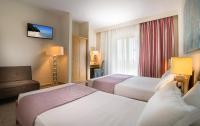 Postel nebo postele na pokoji v ubytování Alkion Hotel