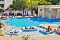 Bazén v ubytování Presidential Suites by Lifestyle Puerto Plata - All Inclusive nebo v jeho okolí