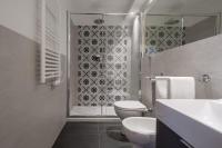 A bathroom at Beccaria Suite