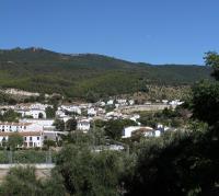 A general mountain view or a mountain view taken from Az apartmant
