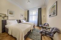 Postel nebo postele na pokoji v ubytování PragueOne Apartment,A/C,Terrace