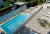 Bazén v ubytovaní Aparthotel Touring alebo v jeho blízkosti