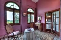 A seating area at Hotel Casa Ceremines