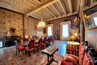 A seating area at Hotel Casa Ceremines