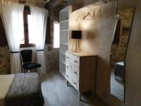 TV a/nebo společenská místnost v ubytování Casa Rural Santana