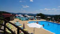 Bazén v ubytování Panorama Family Hotel nebo v jeho okolí