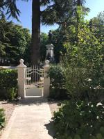Vonkajšia záhrada v ubytovaní Residenza Ambrogi