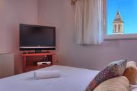 TV a/nebo společenská místnost v ubytování Hotel Trogir
