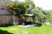 A garden outside Dio Guesthouses