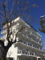 The building in which az apartmanhoteleket is located