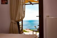 A general sea view or a sea view taken from A villát