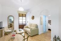 A seating area at Apartamento Garcia Lorca III