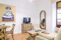 A television and/or entertainment centre at Apartamento Garcia Lorca III