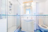 A bathroom at La Luella