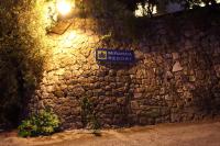 Miestna pamiatka v blízkosti apartmánového hotela