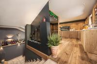 Kuchnia lub aneks kuchenny w obiekcie Hotel Sieghard Zillertal
