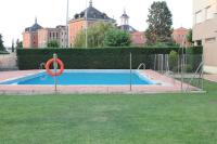 Bazén v ubytování Alameda del Tormes nebo v jeho okolí