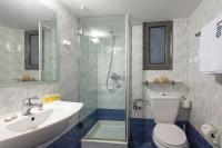 Kúpeľňa v ubytovaní Lilia Hotel