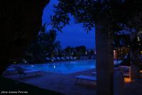 Bazén v ubytovaní Masseria Torre Del Diamante alebo v jeho blízkosti