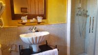 Hotel Rural Casa Cuetoにあるバスルーム