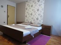 Posteľ alebo postele v izbe v ubytovaní Terrace apartment Beba - Pag