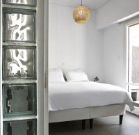 Posteľ alebo postele v izbe v ubytovaní Acropolis Charming Apartment with Large Balcony - DM17