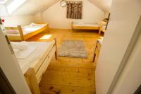 Posteľ alebo postele v izbe v ubytovaní Hostel Omiš
