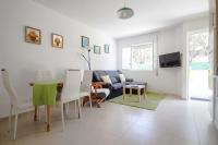 TV a/nebo společenská místnost v ubytování Apartamento Playa De Lariño
