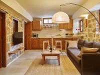 Kuchyňa alebo kuchynka v ubytovaní Helios Garden Boutique Apartments