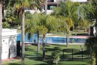 Bazén v ubytovaní Bonito apartamento en Nueva Andalucia alebo v jeho blízkosti