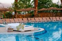 Der Swimmingpool an oder in der Nähe von U Coral Beach Club Eilat – Ultra All inclusive